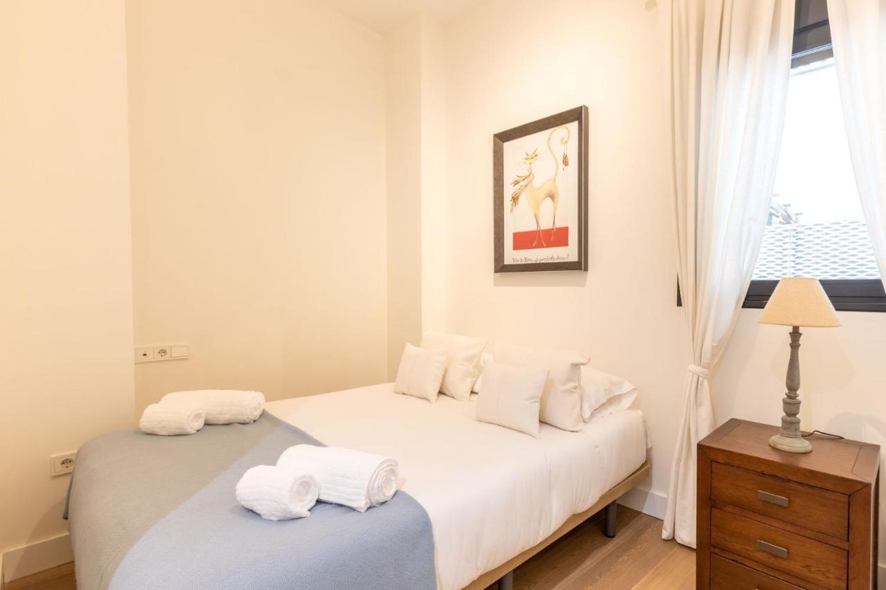 Angeles Santa Cruz Deluxe By Valcambre Apartman Sevilla Kültér fotó